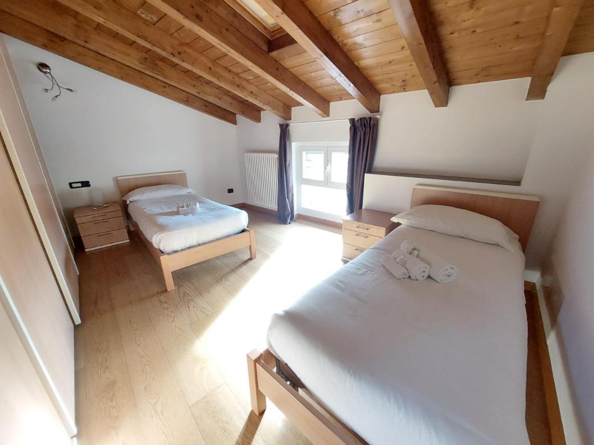 The Lake Apartment Colico Extérieur photo